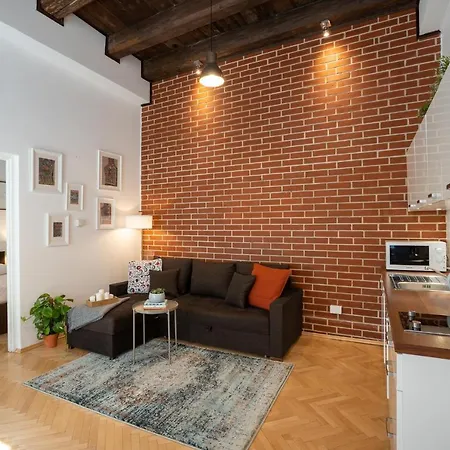 Sleeping In Main Market * Kraków