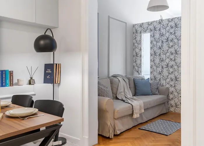 Sleeping In Main Market * Kraków