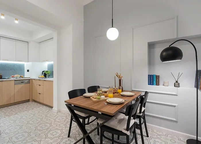 Sleeping In Main Market Kraków