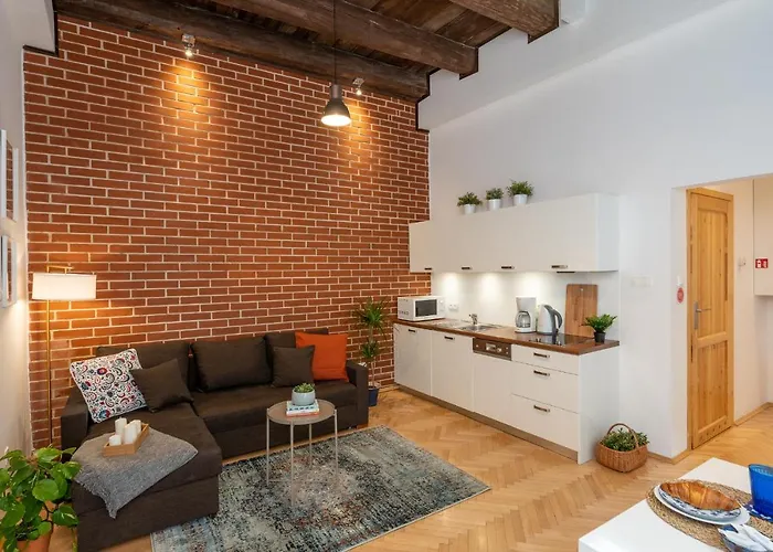 スリーピング メインマーケット アパート